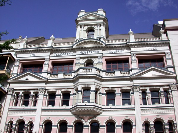 Qeen St Mall